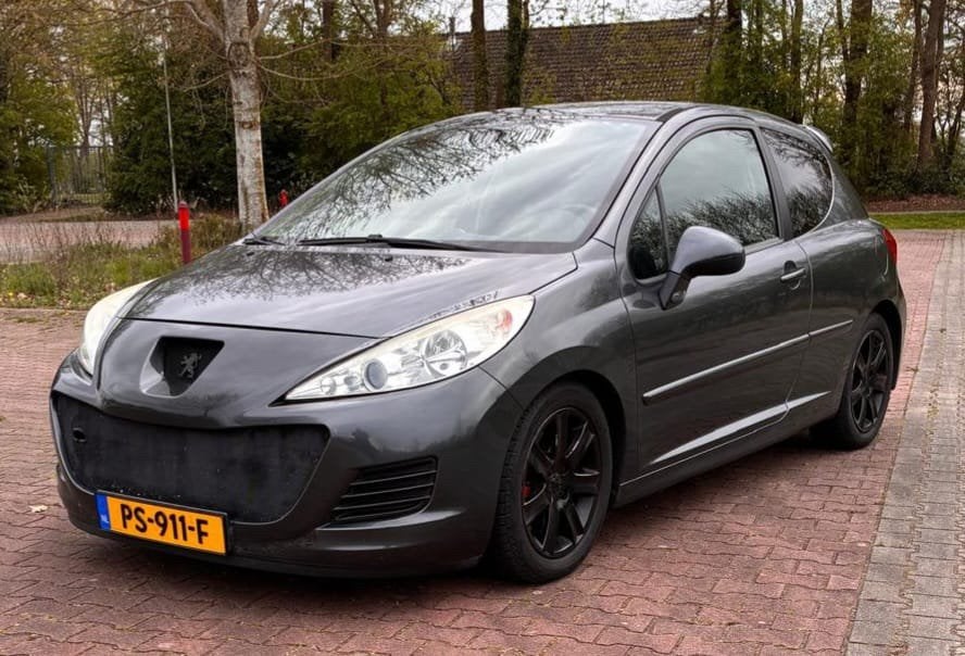 Peugeot 207 1.6 THP 16V 175PK RC 3DRS 2008 Grijs, Auto's, Peugeot, Voorwielaandrijving, 1080 kg, 1225 kg, 4 cilinders