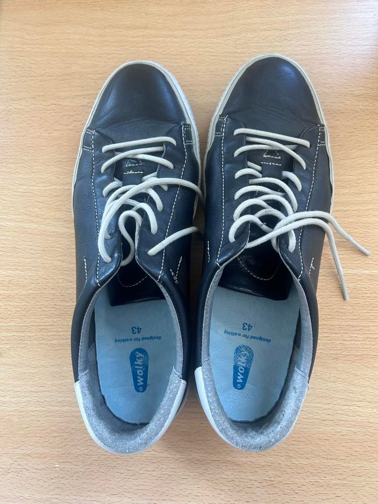 Mooie zwarte platte veterschoenen - Willy - Maat 43, Ophalen of Verzenden, Zo goed als nieuw, Hout, Volwassenen