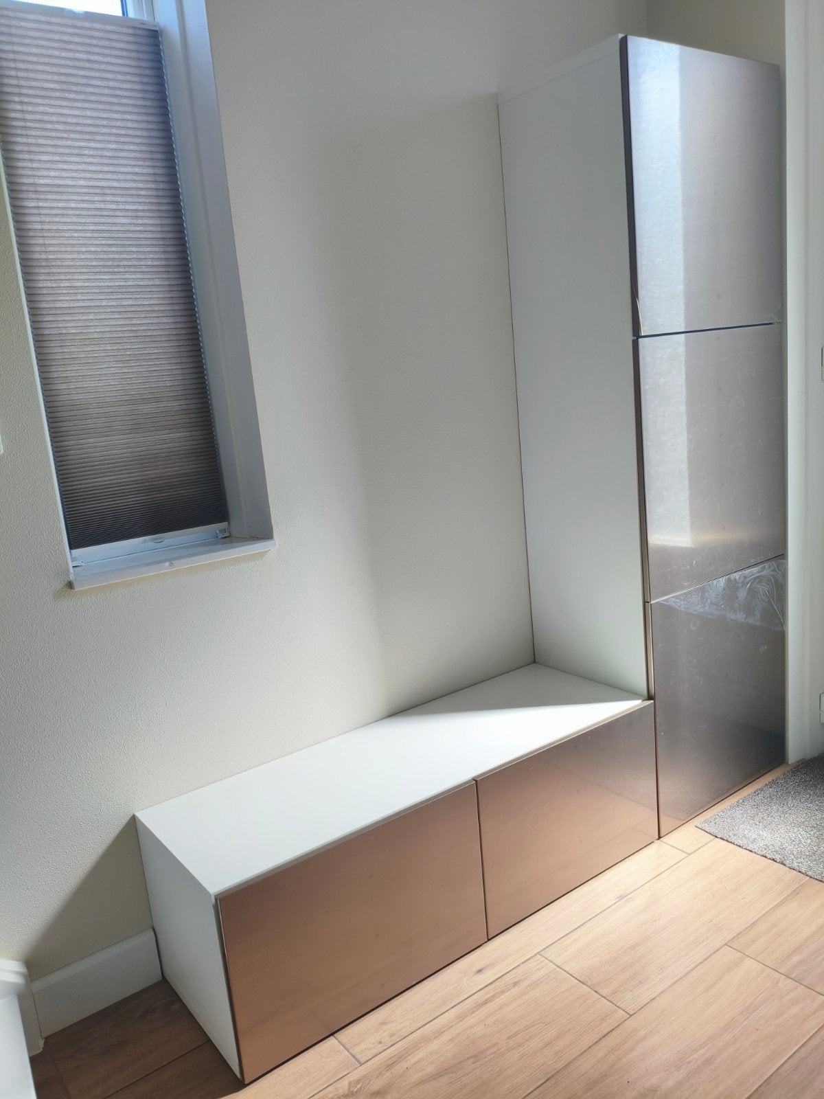 Bestå kast met Riksviken deuren (licht brons effect), Huis en Inrichting, Ophalen, Zo goed als nieuw