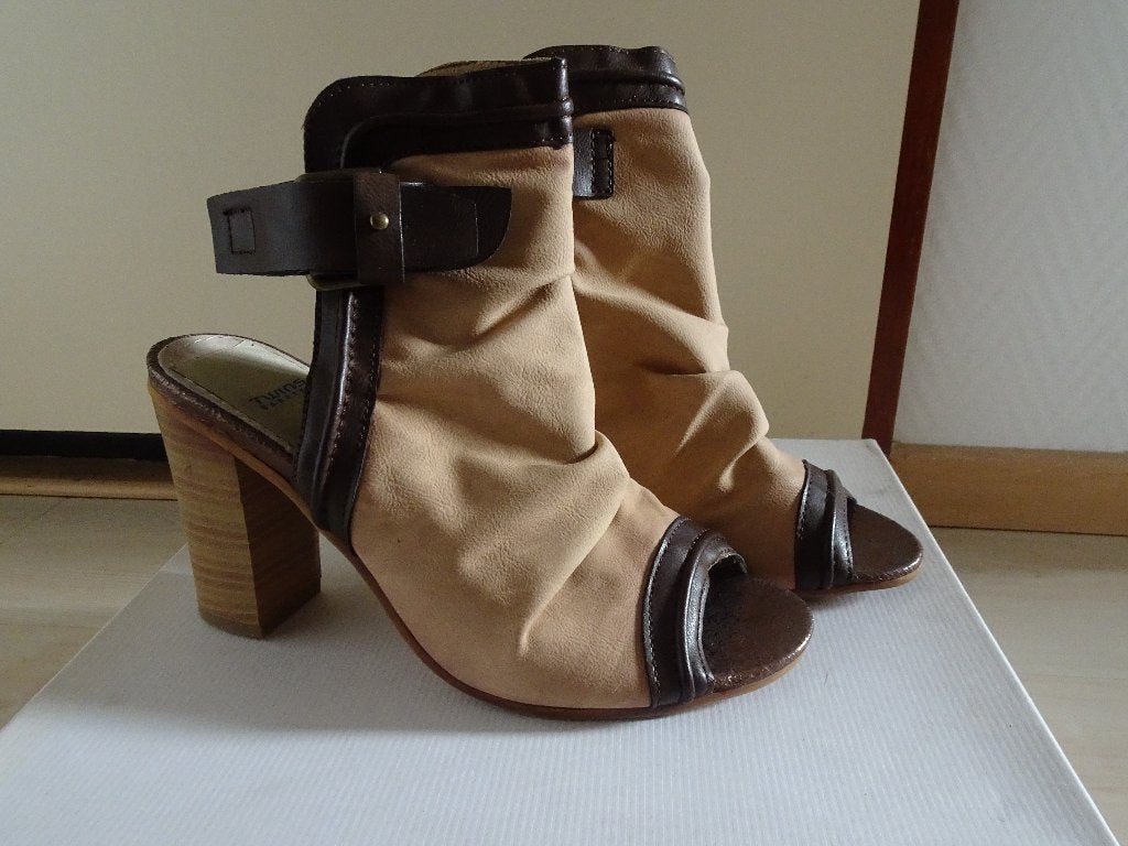 SCHOENEN VAN TWINS MAAT 38, Kleding | Dames, Schoenen, TWINS ., Bruin, Ophalen of Verzenden, Zo goed als nieuw