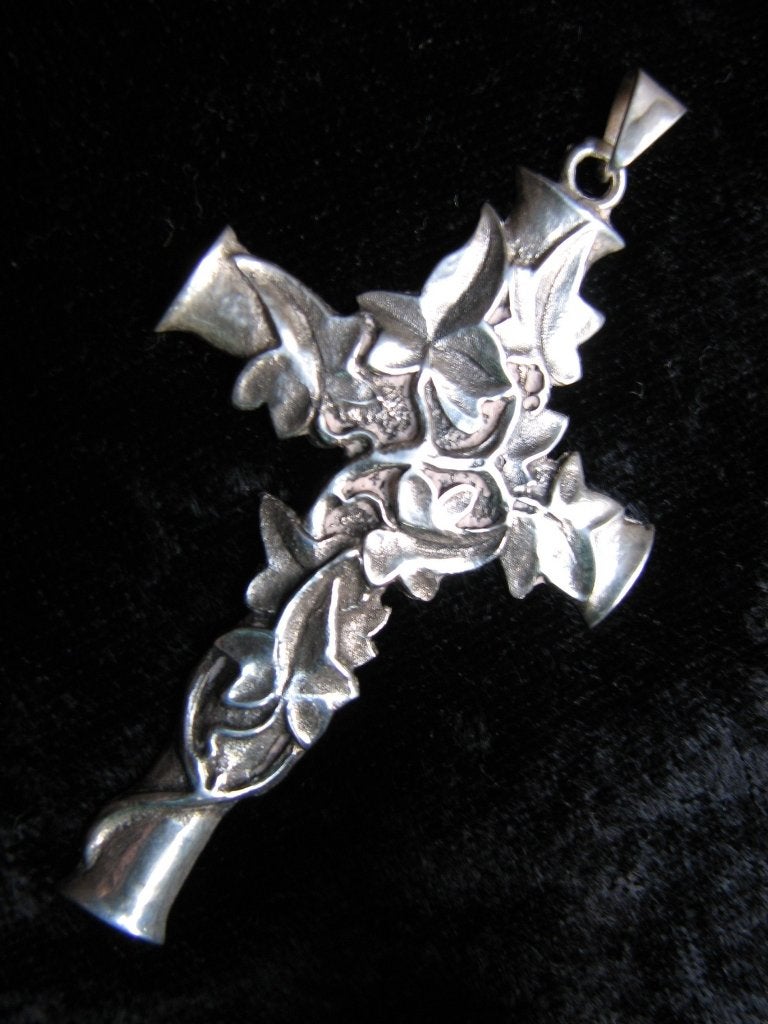 Mooi Zilveren Kruis met bladerranken, Verzenden, Zilver, Hanger