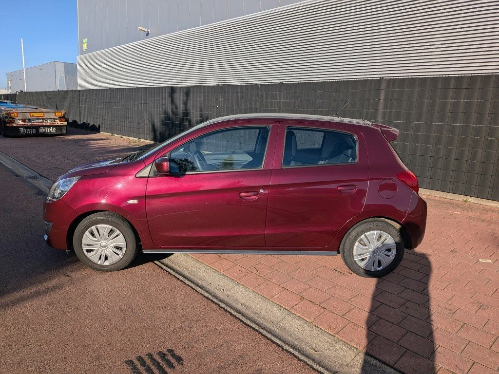 Mitsubishi Space Star 1.0 Cool+ 25000 km !, Stof, Gebruikt, Origineel Nederlands, Bedrijf