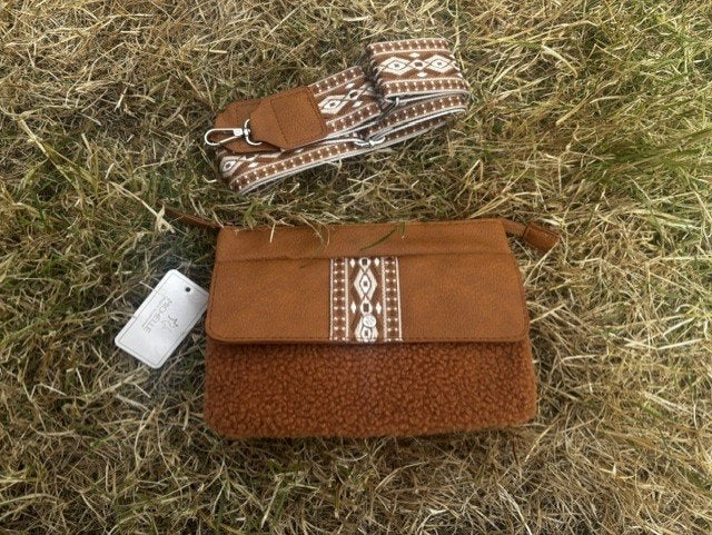 Trendy Schoudertas-Incl Bagstrap (advr 18), Ophalen of Verzenden, Nieuw, Bruin, Schoudertasje