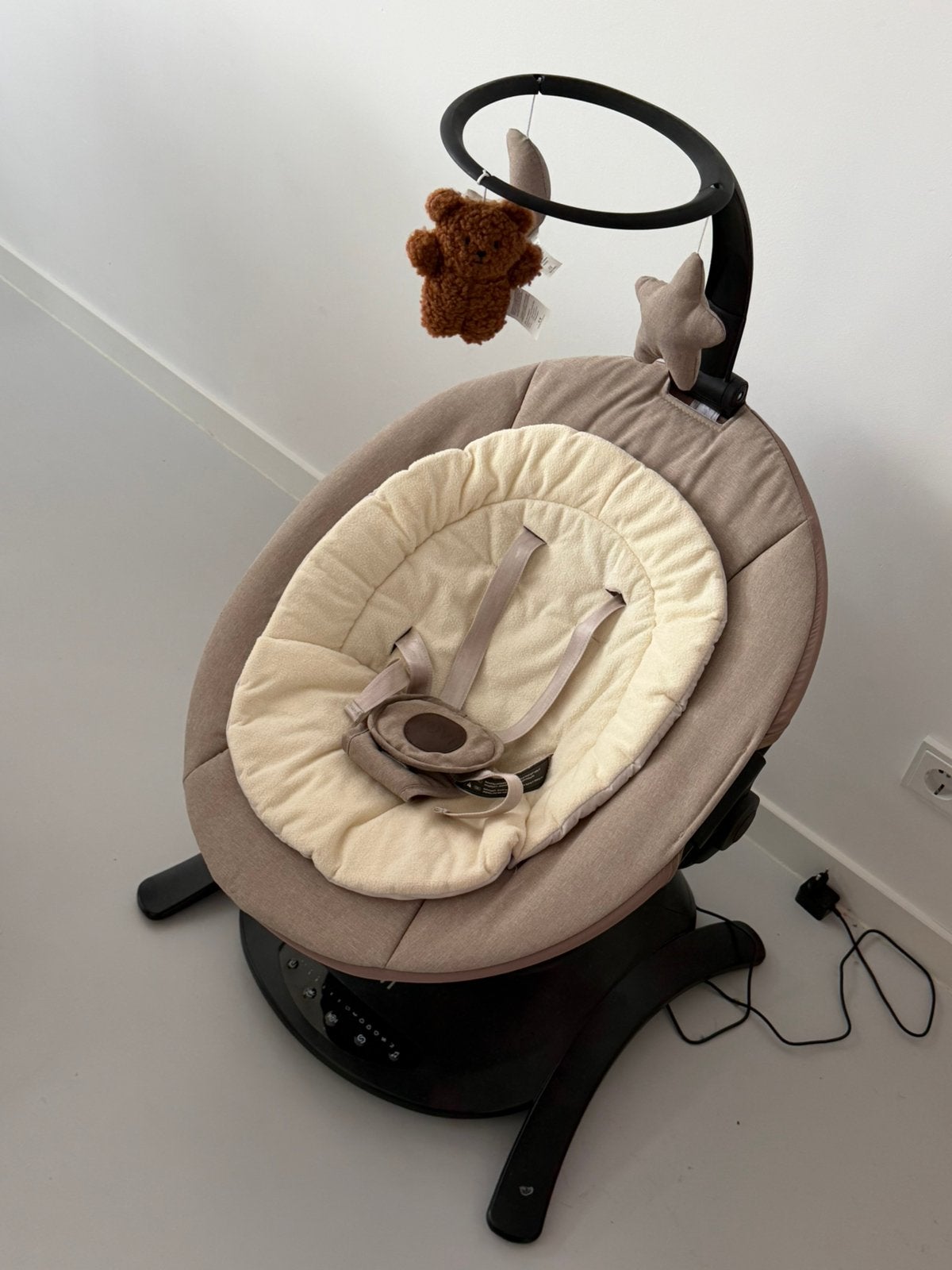 Novi Stardust 2-in-1 elektrische wipstoel + wiegmandje, Kinderen en Baby's, Ophalen, Zo goed als nieuw, Verstelbaar