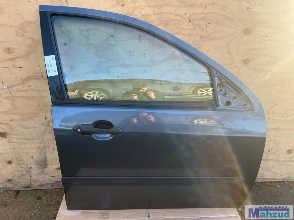 FORD FOCUS 1 Grijs K1 station rechts voor deur 1998-2004, Auto-onderdelen, Gebruikt, Deur, Info@ford.com, Ophalen of Verzenden