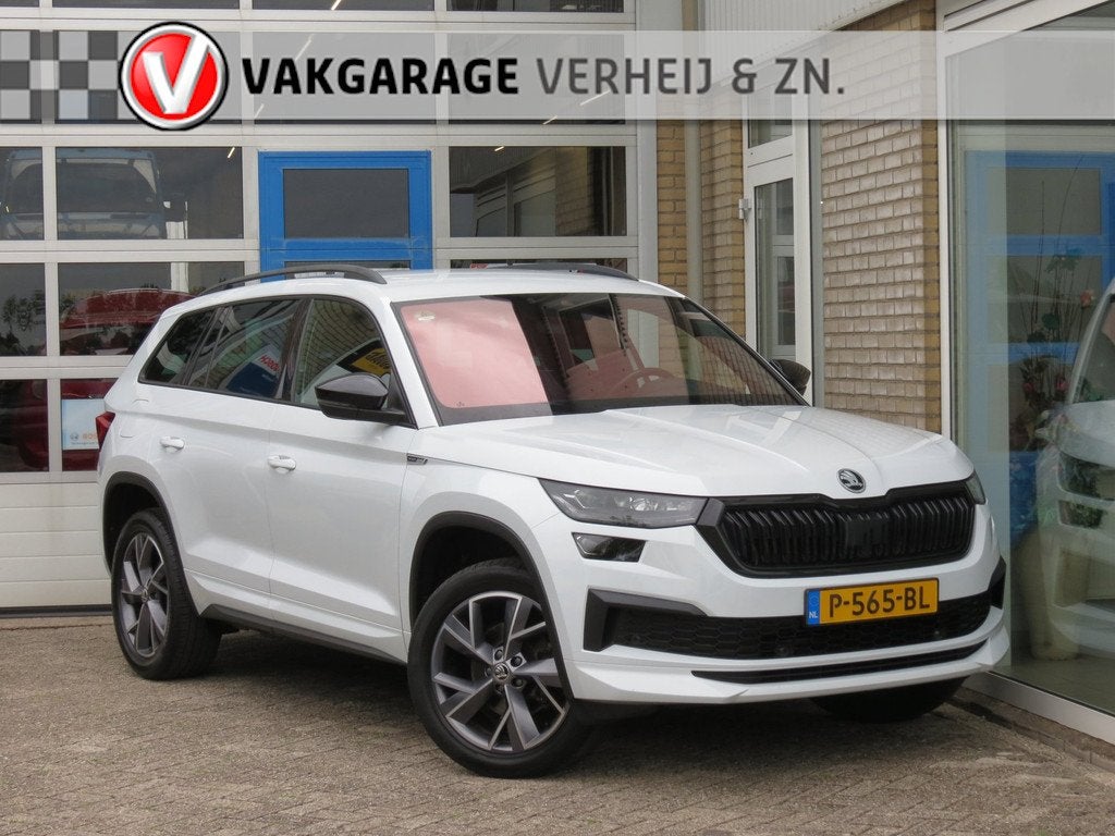 Skoda Kodiaq 1.5 TSI DSG Sportline Business Camera|Trekhaak|, Auto's, Skoda, 4 cilinders, 150 pk, Wit, Origineel Nederlands