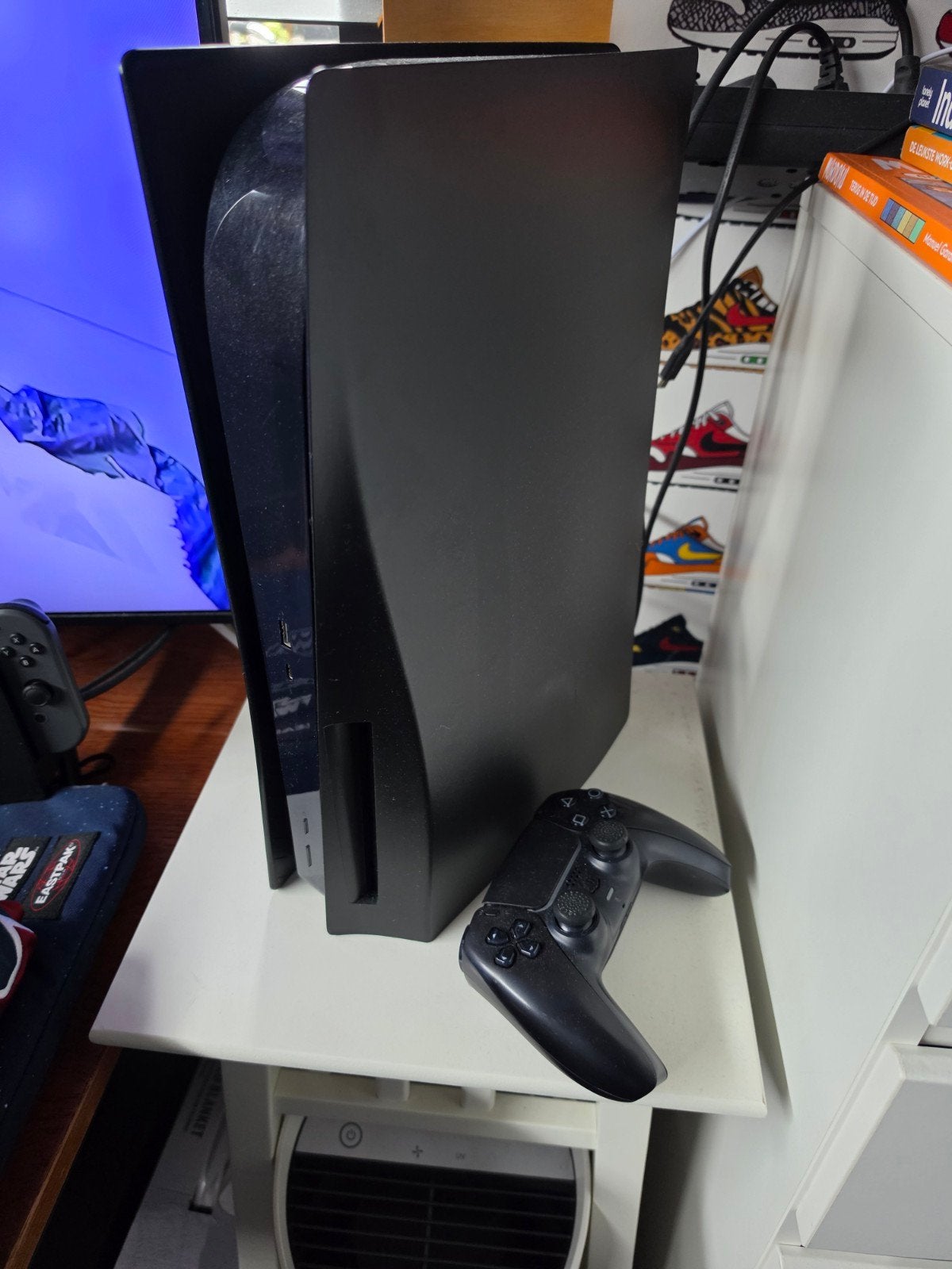 PS5 Disc Editie 1e Generatie met Zwarte Kappen + Controller, Ophalen of Verzenden, Zo goed als nieuw