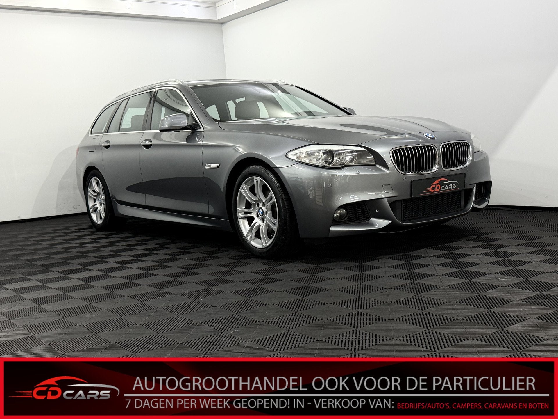BMW 5 Serie Touring 520i Executive M Sport. Parkeersensoren,, Auto's, Automaat, Euro 5, Achterwielaandrijving, Gebruikt