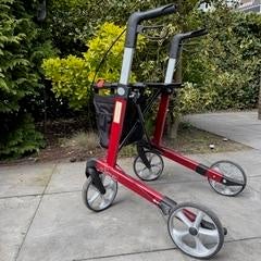 Een lichtgewicht Rollator, merk Server., Ophalen, Lichtgewicht, Zo goed als nieuw