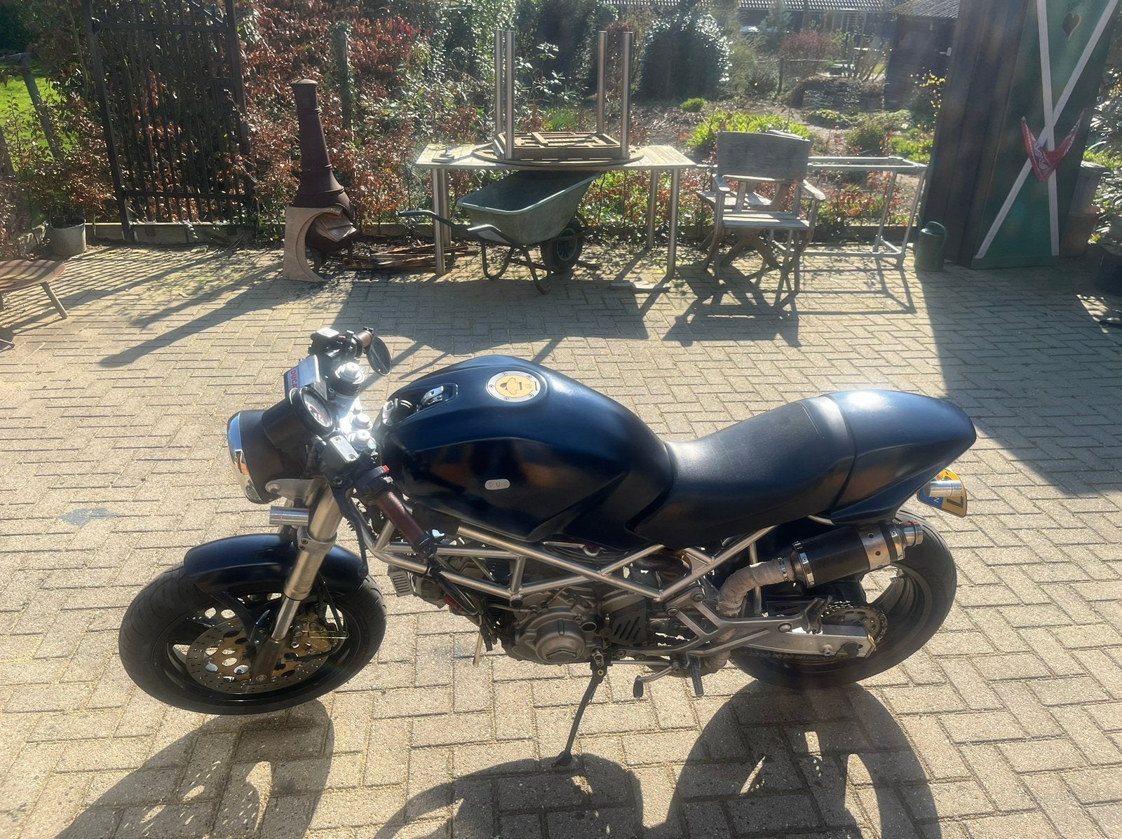 Ducati 900 Monster  carb  caféracer, 2 cilinders, Occasion, Motorrijbewijs A, 900 cc