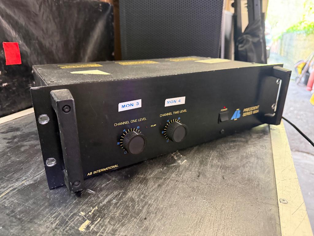 AB International Precedent Series 600A Versterker Amplifier, Overige merken, Gebruikt, Ophalen of Verzenden, 120 watt of meer