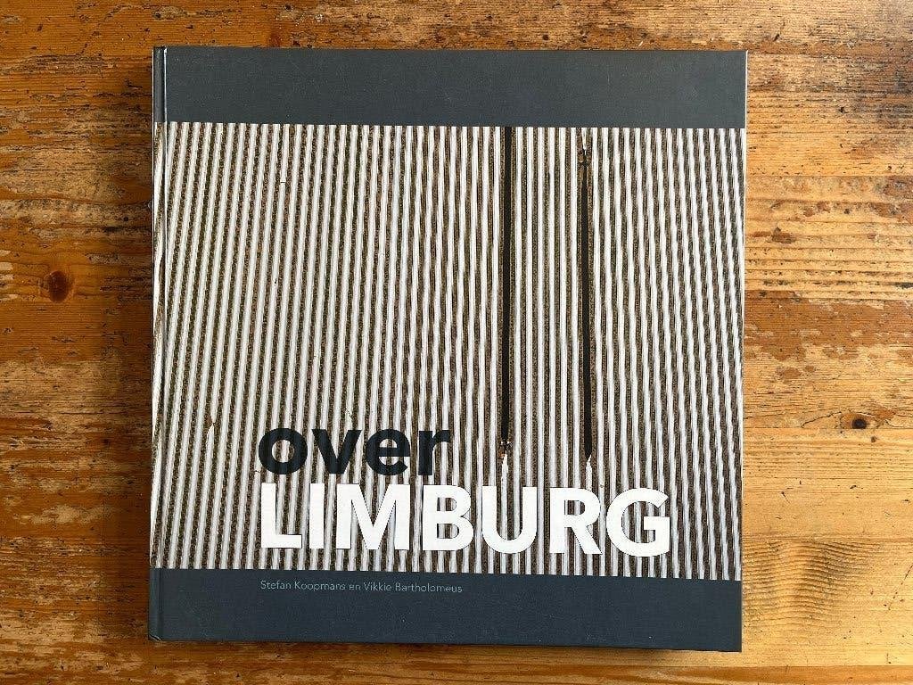 3 prachtige boeken over Limburg/mijnen, Boeken, Ophalen of Verzenden, Gelezen