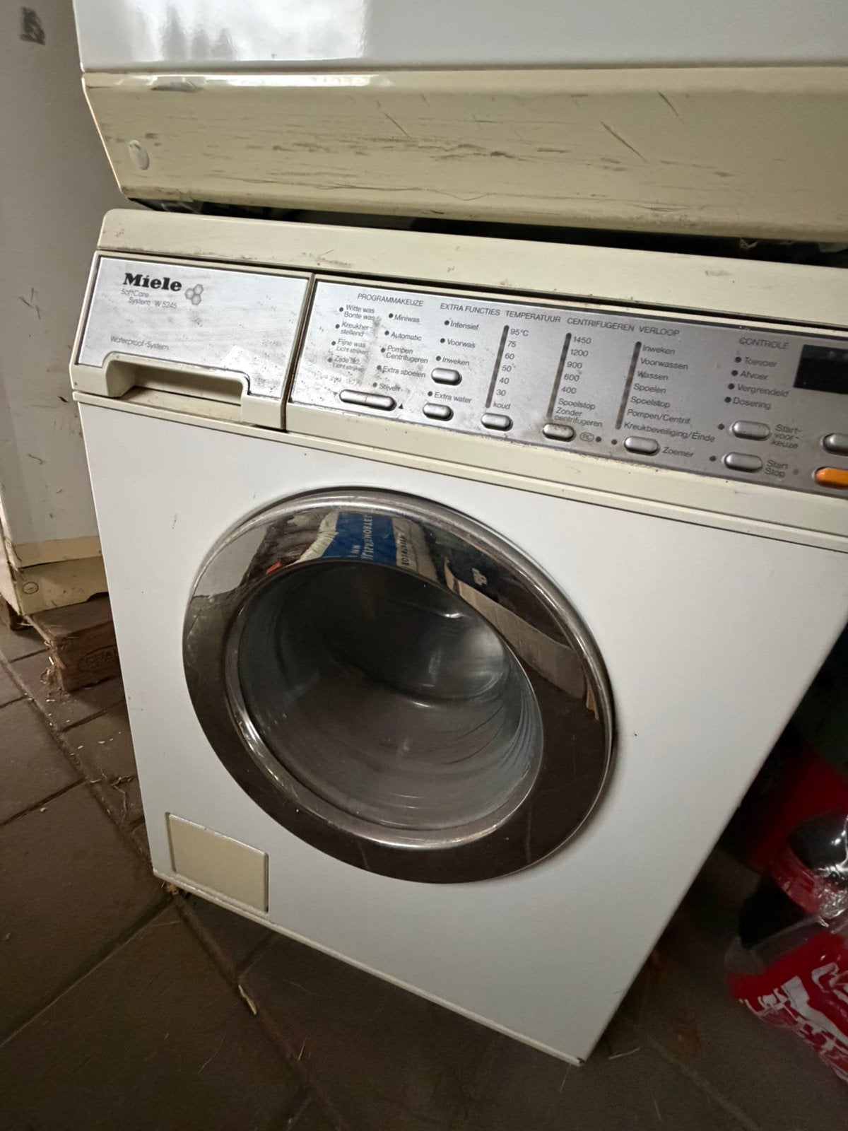 Miele wasmachine +droger, Ophalen of Verzenden, Zo goed als nieuw, 1200 tot 1600 toeren, 85 tot 90 cm