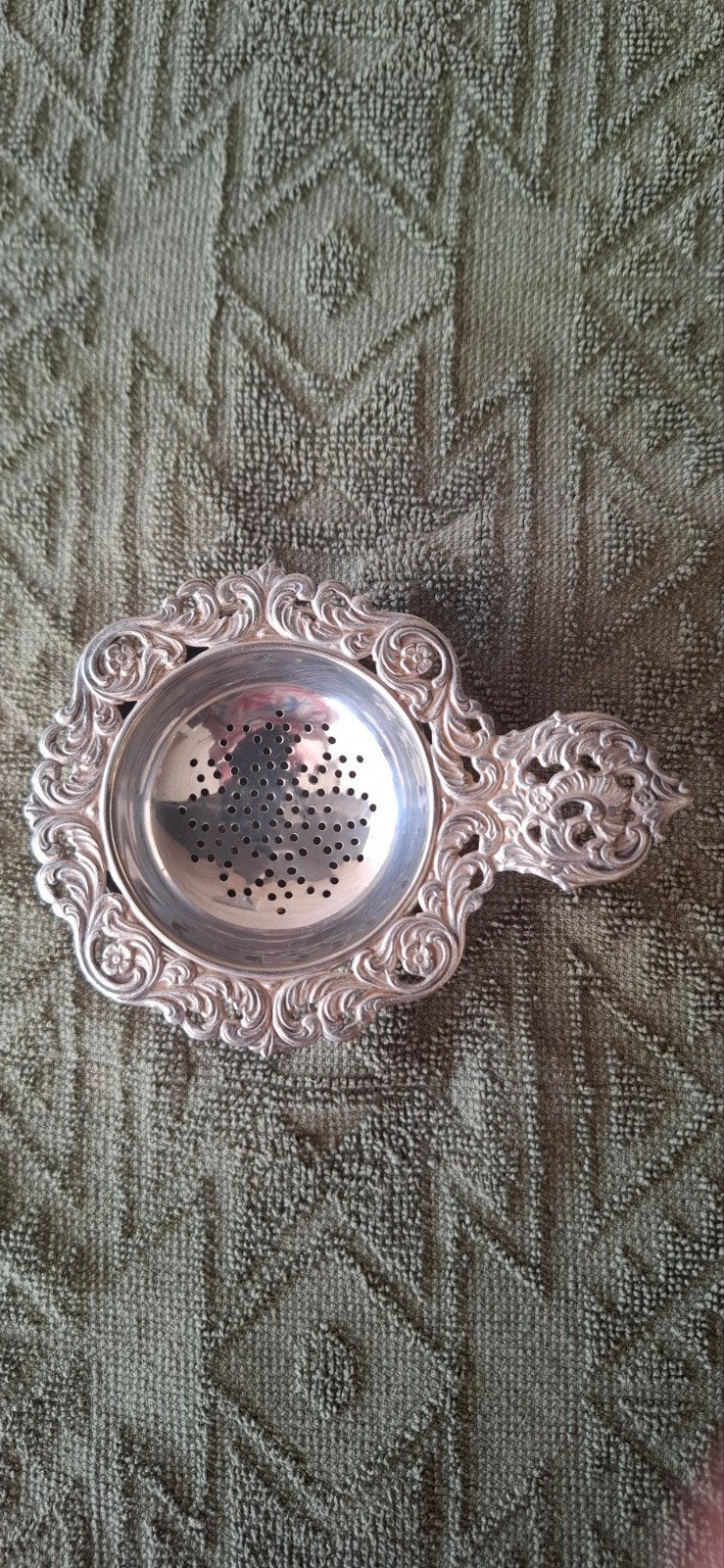 Antieke Zilveren Theezeef met Kom - Sierlijk Design, Antiek en Kunst, Antiek | Goud en Zilver, Ophalen of Verzenden, Zilver