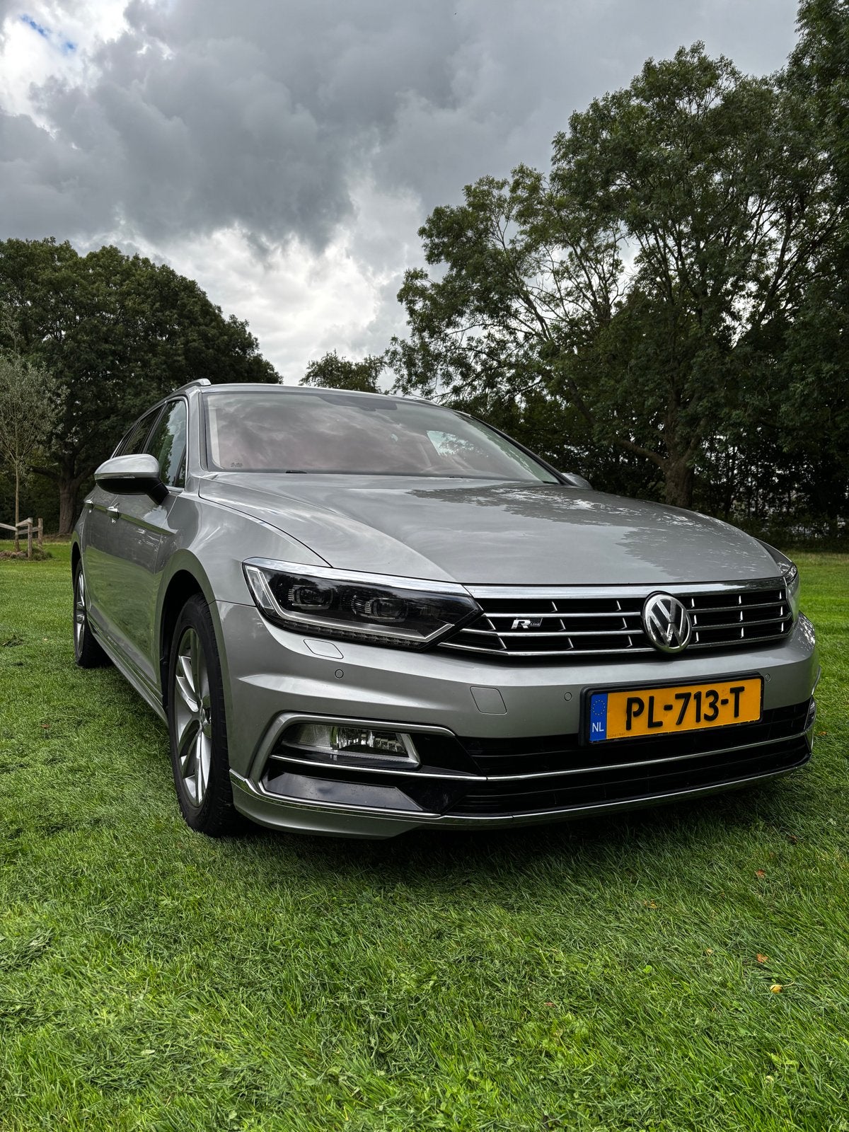 Volkswagen Passat 1.4 TSI 92KW Variant Dsg7 R-line, Auto's, 125 pk, 4 cilinders, Origineel Nederlands, Grijs