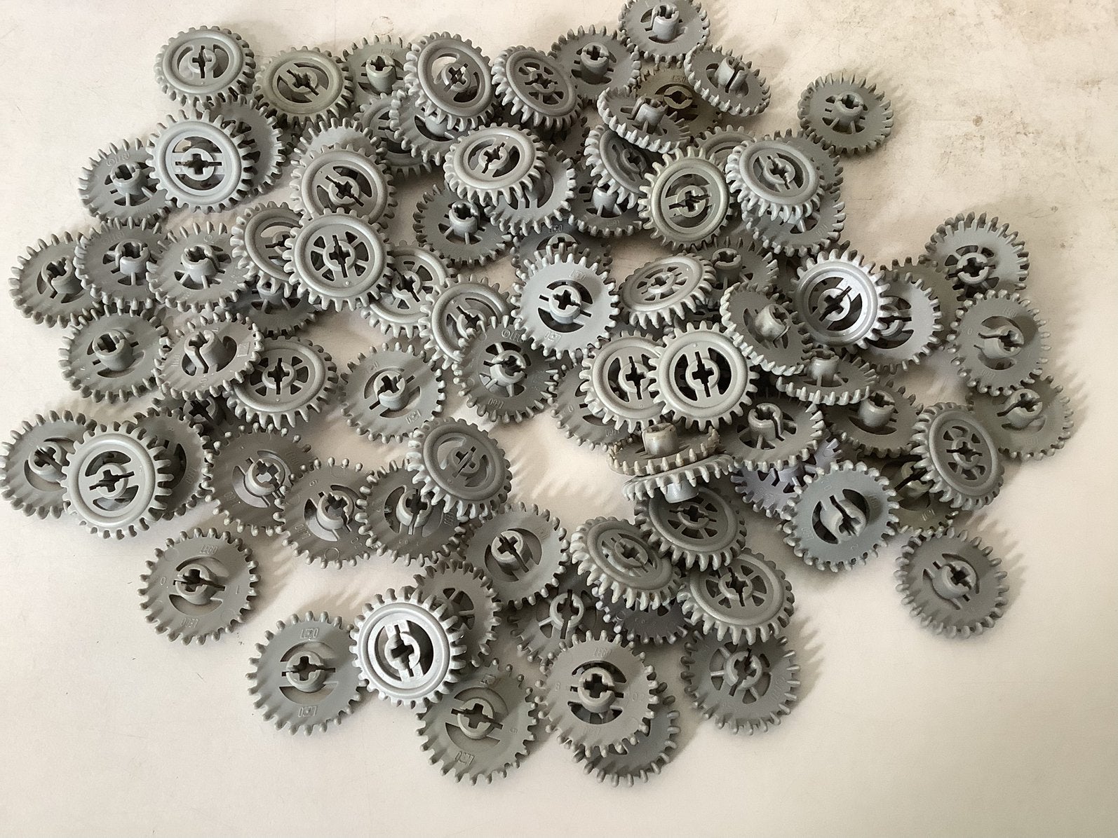 Lego Technic Gear 24 Tooth Crown licht grijs, Ophalen of Verzenden, Gebruikt, Losse stenen, Lego