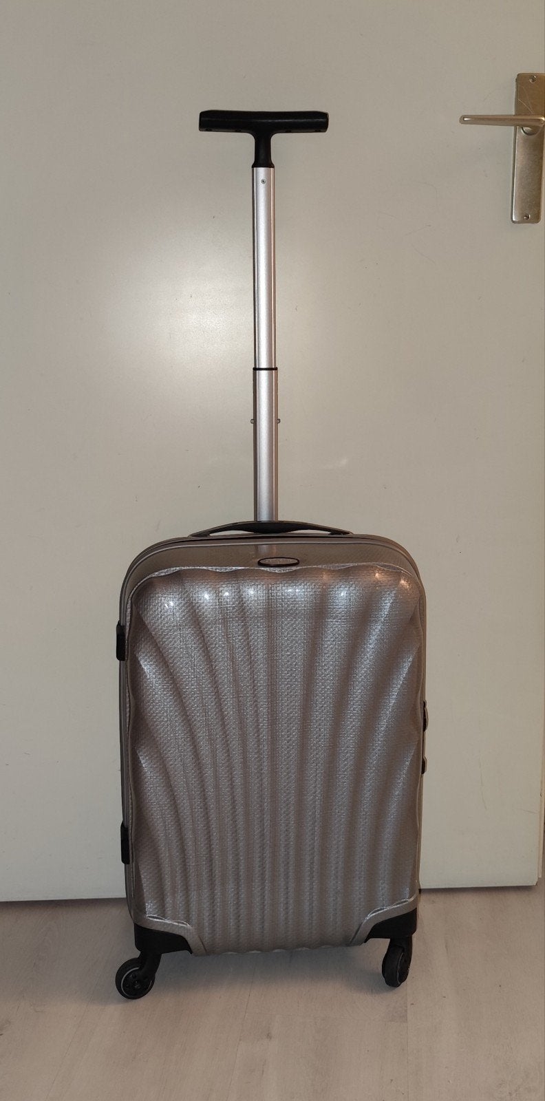 Trolley Samsonite 55x40x20 cm met Tsa-Slot en vier wielen, Wieltjes, 50 tot 60 cm, Hard kunststof, Ophalen of Verzenden