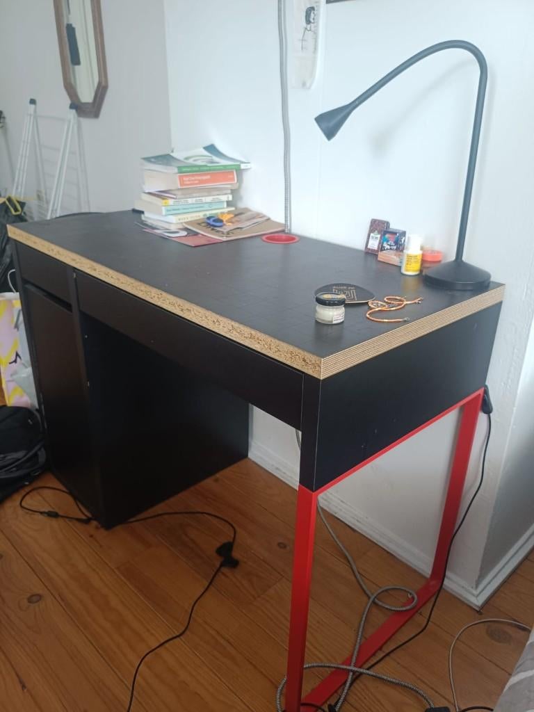 desk, Huis en Inrichting, Bureaus, Ophalen, Zwart, 105 cm, Hout