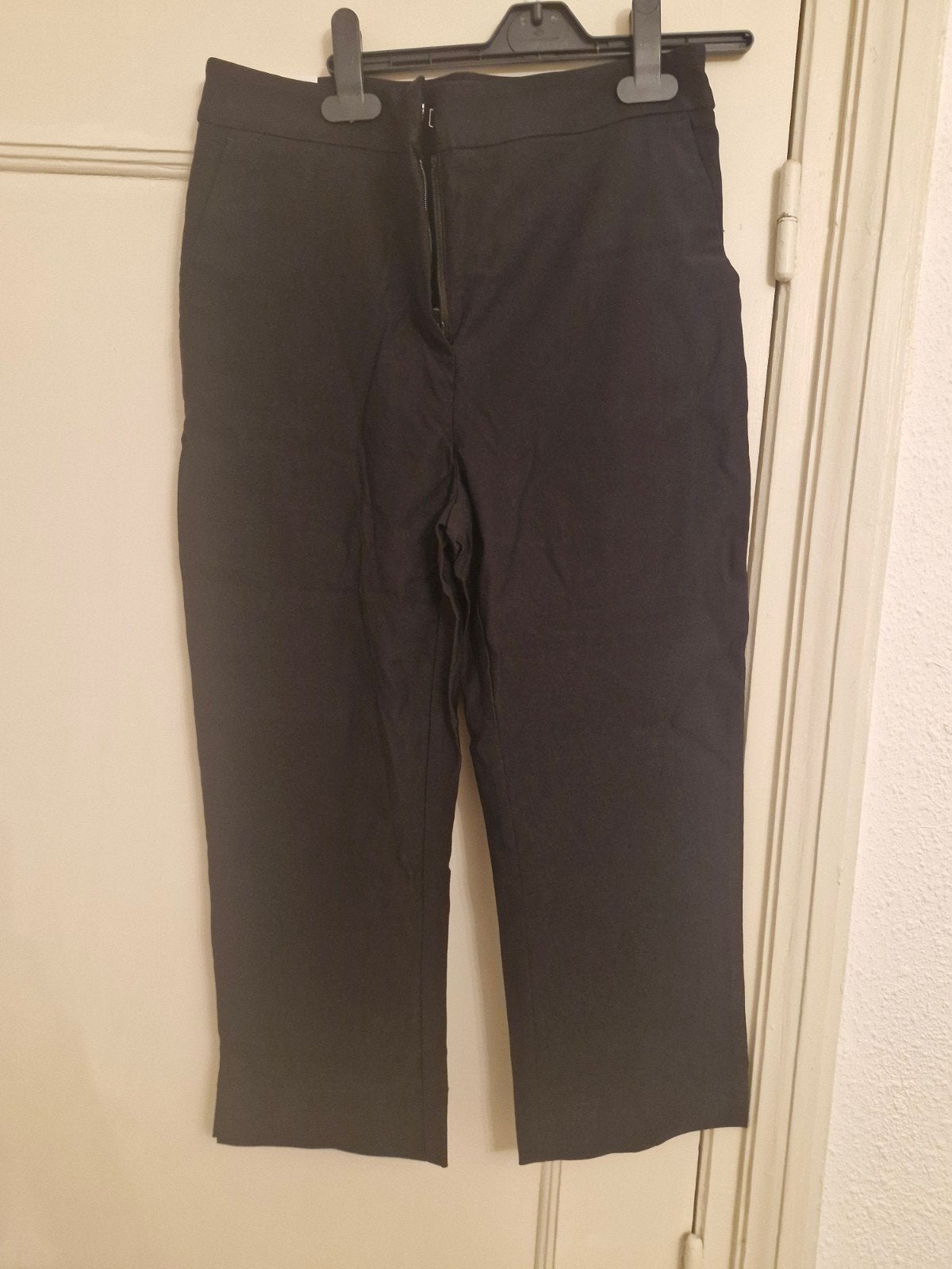 Nieuwe C&A Capri broek, maat 38, middelhoge taille, Kleding | Dames, Broeken en Pantalons, Maat 38/40 (M), Kort, Zwart, Nieuw