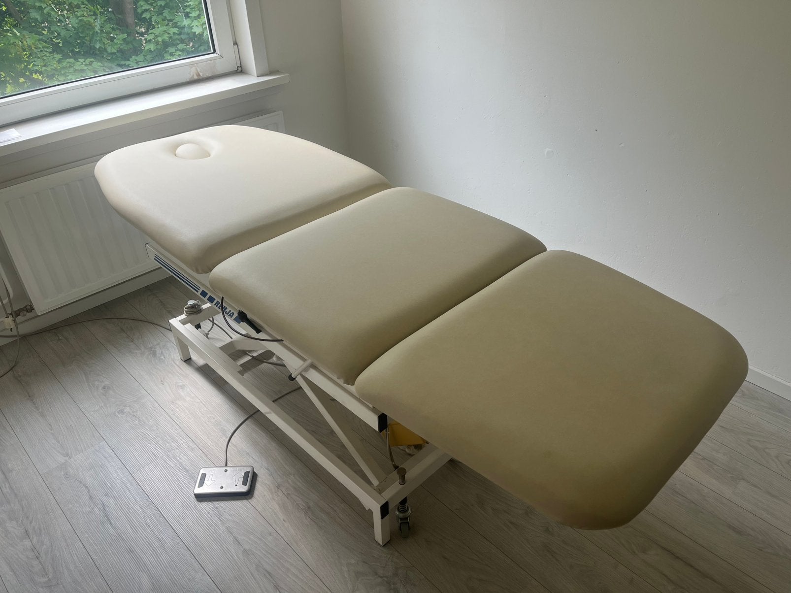 Behandelbank, Sport en Fitness, Massageproducten, Ophalen, Gebruikt, Massagetafel