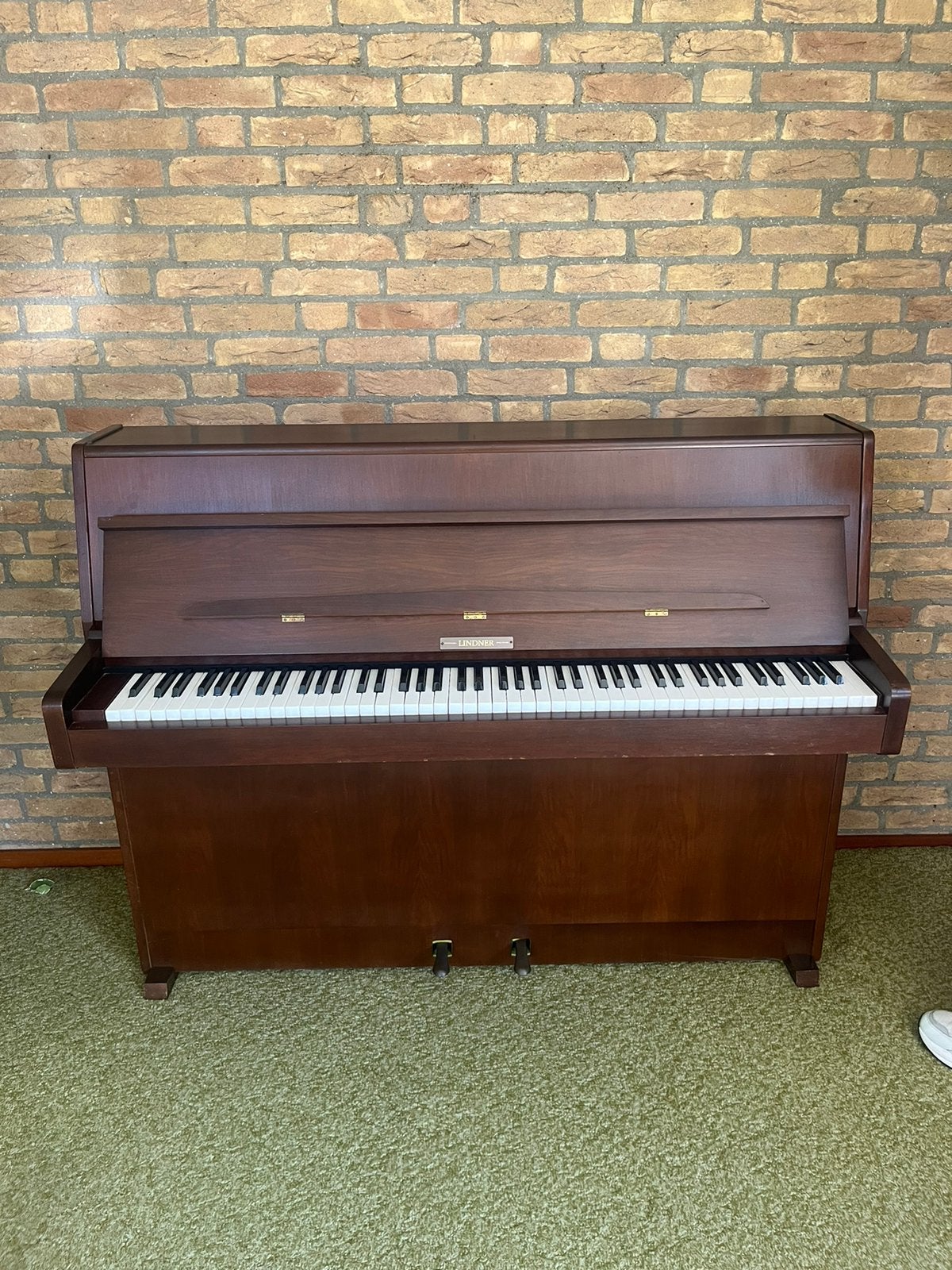 Lindner piano, Ophalen of Verzenden, Zo goed als nieuw