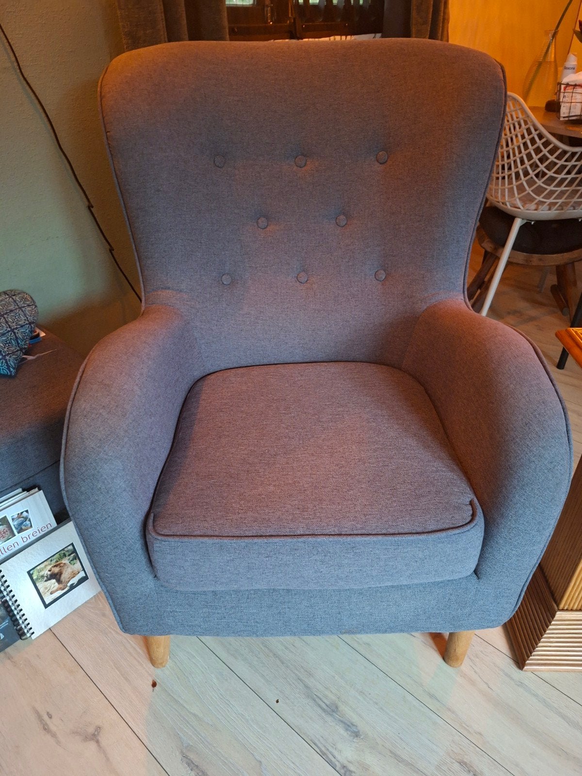 Grijze fauteuil (1 of 2) met voetenbankje, Ophalen, Gebruikt, 75 tot 100 cm, 50 tot 75 cm