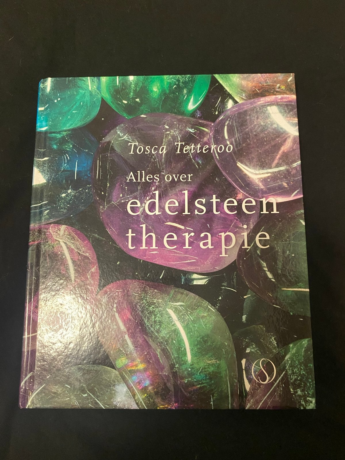 Alles over edelsteentherapie - Tosca Tetteroo, Ophalen, Zo goed als nieuw, Spiritualiteit algemeen, Instructieboek