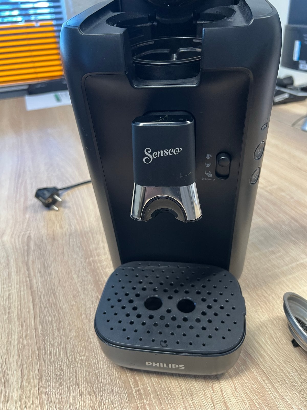 Philips Senseo CSA260/60/A Koffiepadapparaat Zwart, Ophalen, Koffiemachine, Zo goed als nieuw, 2 tot 4 kopjes
