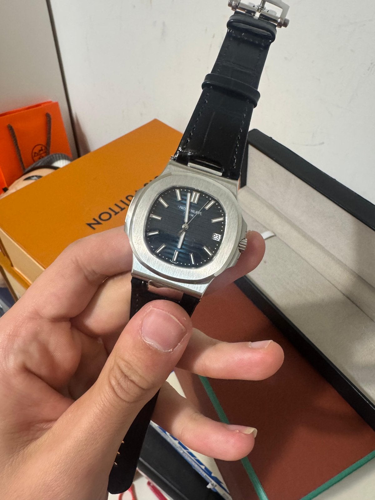 Patek Philippe Nautilus 5711 Black Leather Watch, Ophalen of Verzenden, Nieuw