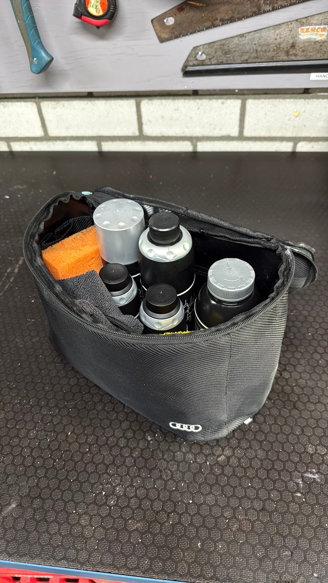 Audi Car Care Kit - Complete Reinigingsset, Ophalen
