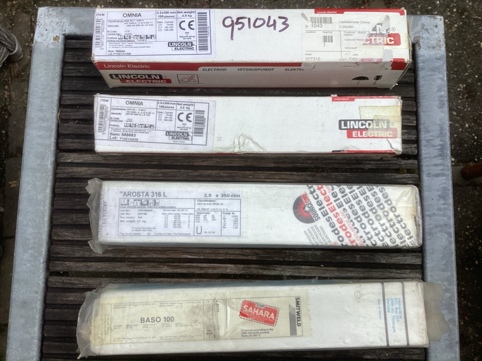 Diverse Laselektroden (Lincoln Electric, AROSTA, BASO), Doe-het-zelf en Verbouw, Ophalen of Verzenden, Nieuw, Elektroden