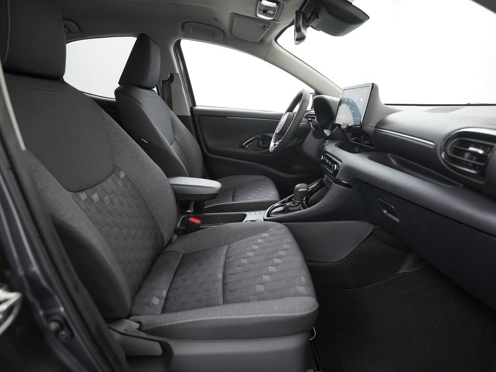 Toyota Yaris 1.5 Hybrid 115 Dynamic | Camera | Stuur/Stoel V, 12 maanden, Gebruikt, Euro 6, 1490 cc