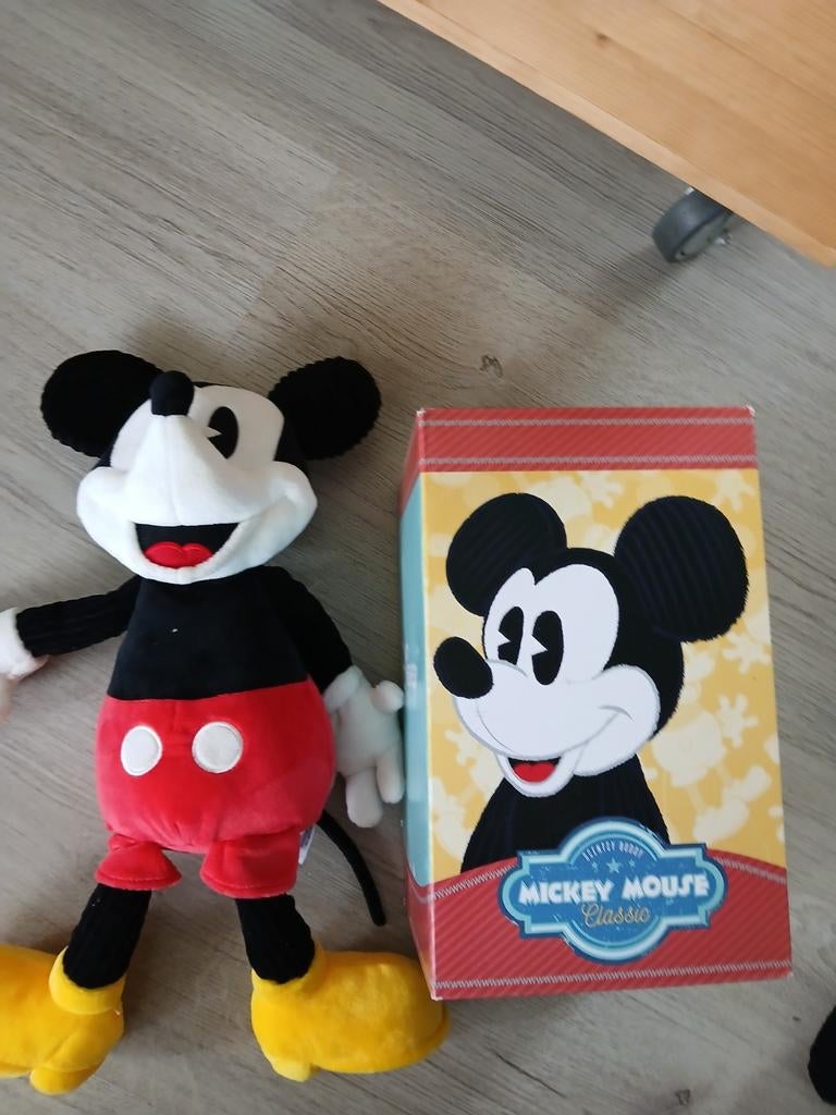 Scentsy Buddy Mickey Mouse Classic Knuffel met doos, Kinderen en Baby's, Speelgoed | Knuffels en Pluche, Met doos, Muis, Disney