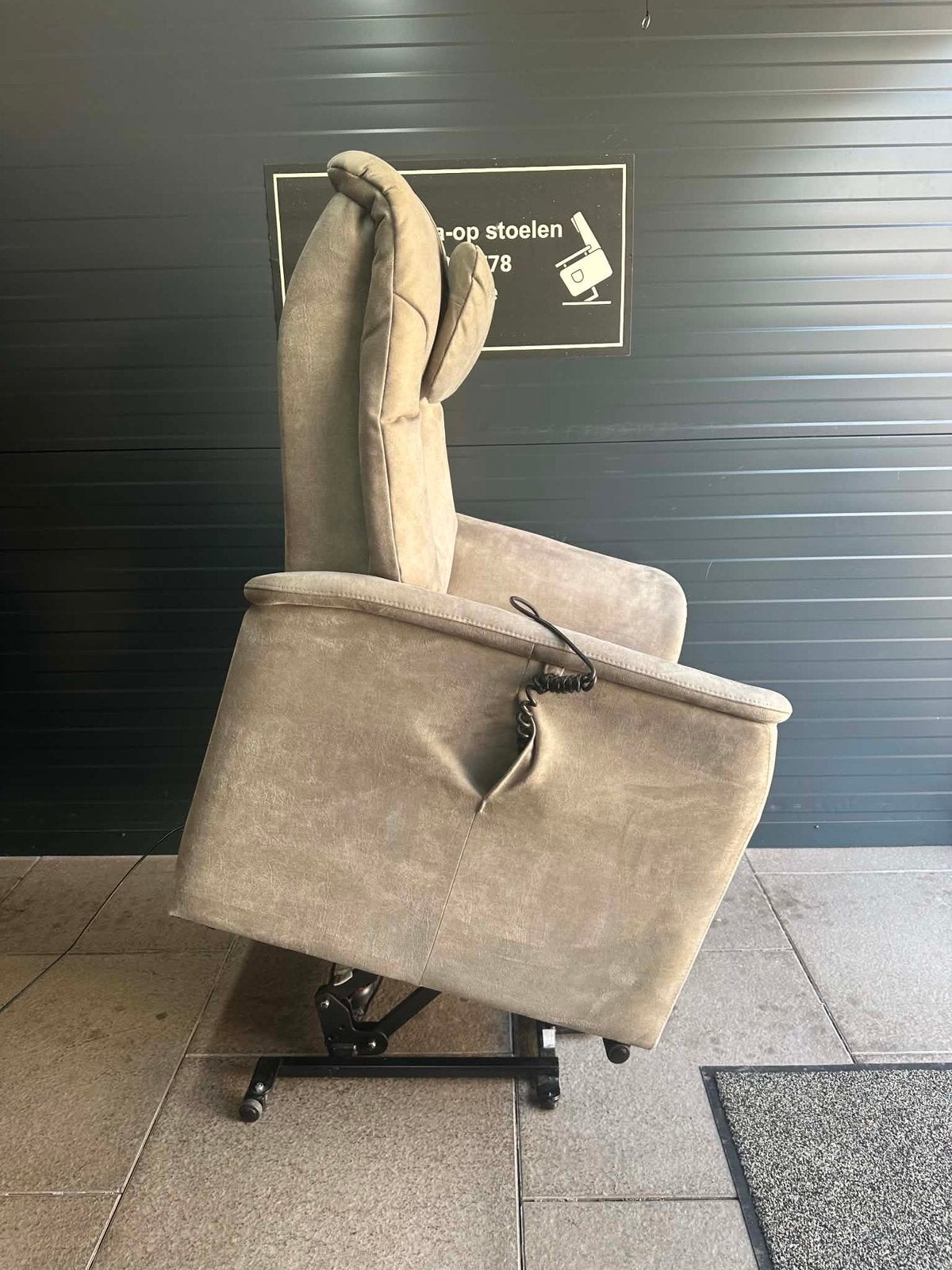 Sta op stoel, Huis en Inrichting, Fauteuils, Ophalen of Verzenden, Zo goed als nieuw, Minder dan 75 cm, 50 tot 75 cm