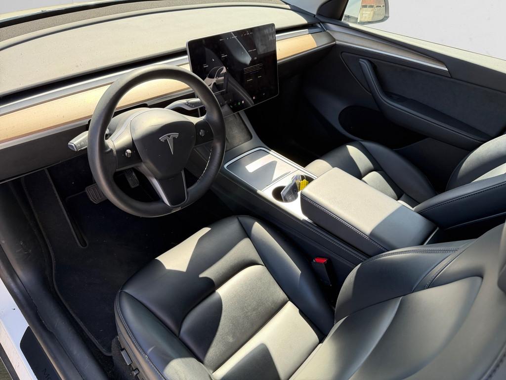 Tesla Model Y Long Range AWD 75 kWh SOH 88,1%, 2x Laders, Fu, Auto's, Tesla, Automaat, Gebruikt, Met garantie (alle), Wit