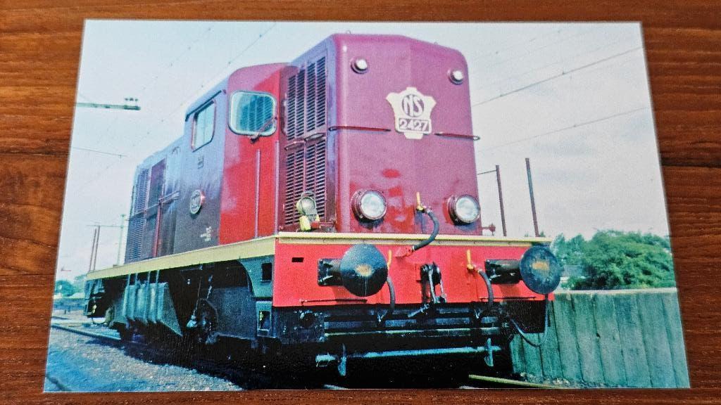 Foto TREIN NS Nederlandse Spoorwegen Diesel loc 2427, Verzamelen, Spoorwegen en Tramwegen, Verzenden, Gebruikt, Trein, Overige typen
