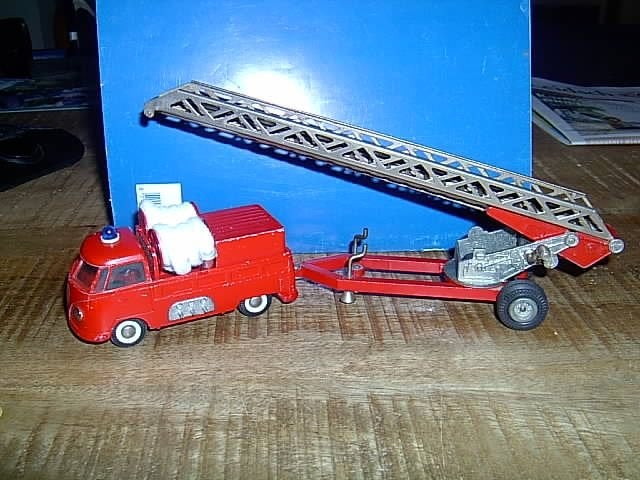 Tekno  408/409 Volkswagen  met ladderaanhanger, Verzenden, Zo goed als nieuw, Bus of Vrachtwagen, Tekno