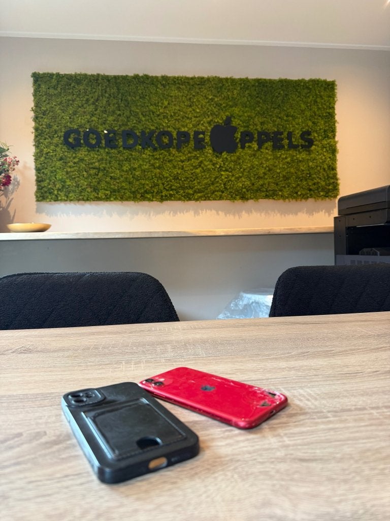 iPhone 11 128GB Rood | 80% accu, Ophalen, Apple, Cupertino California, Support@apple.com