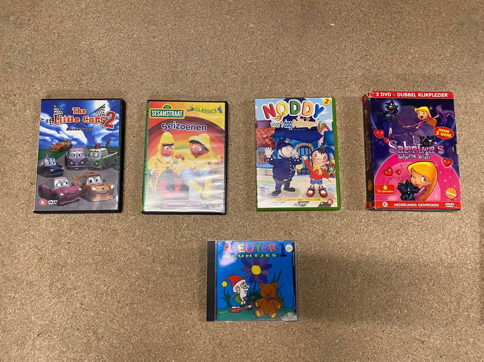 5 stuks kinder DVD film 1 CD kleuter liedjes, Cd's en Dvd's, Alle leeftijden, Ophalen of Verzenden, Zo goed als nieuw, Overige soorten