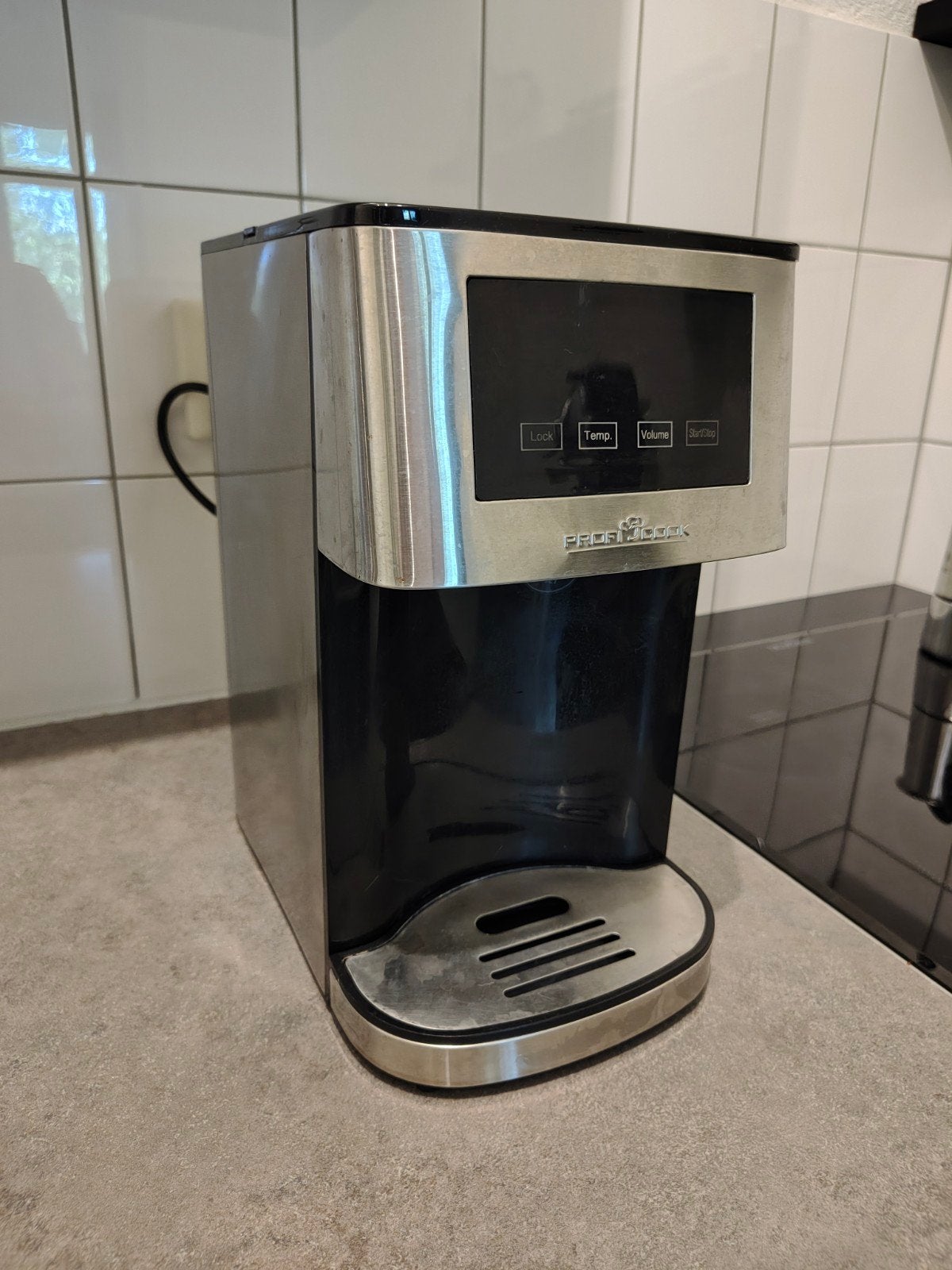 Heetwater dispenser, Witgoed en Apparatuur, 2 liter of meer, Ophalen, Gebruikt