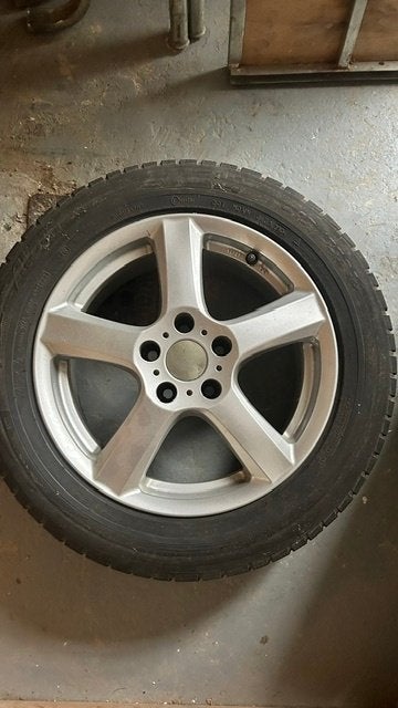 Saab velgen (met winterbanden), Ophalen, Gebruikt, Velg(en), 16 inch