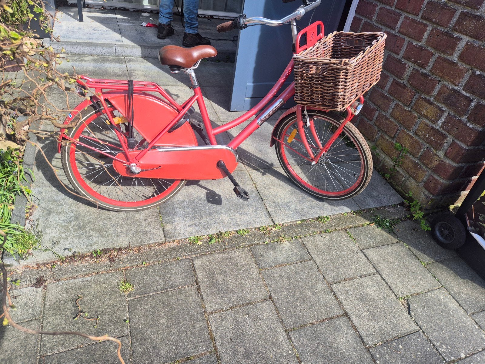 Mooie rode meisjesfiets met mandje, Ophalen, 24 inch, Onbekend, Handrem