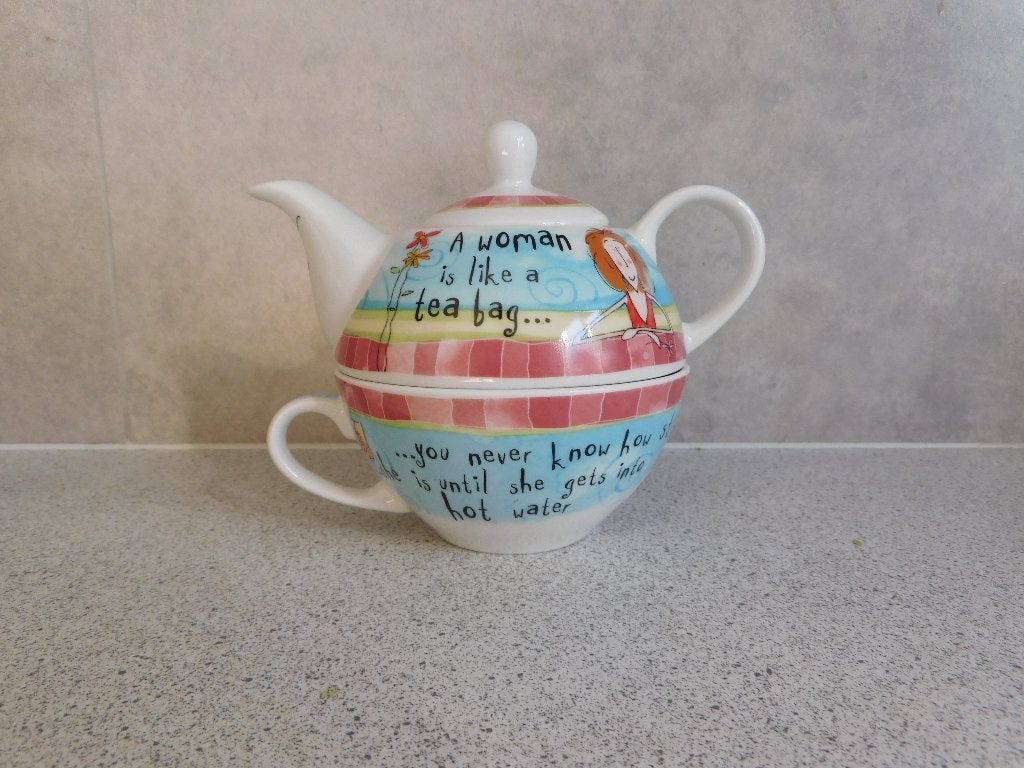 Tea for One Born to Shop Johnson Brothers, Ophalen of Verzenden, Zo goed als nieuw, Overige stijlen, Kop(pen) en/of Schotel(s)