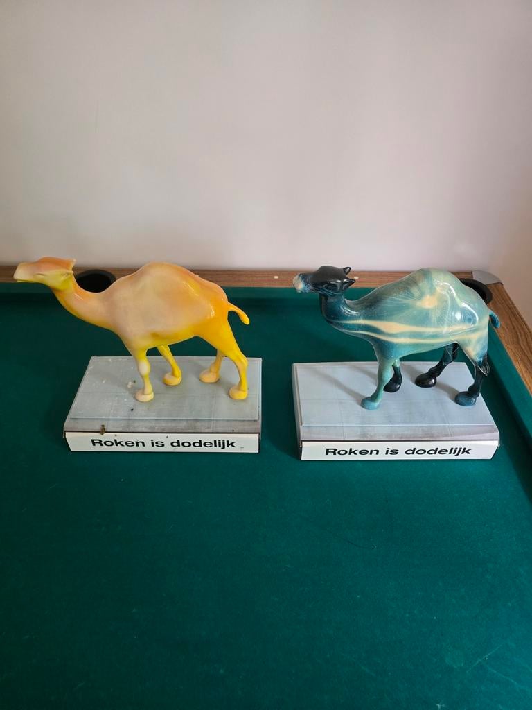 Vintage Camel sigaretten reclame beeldjes (2 stuks), Verzamelen, Ophalen, Gebruikt