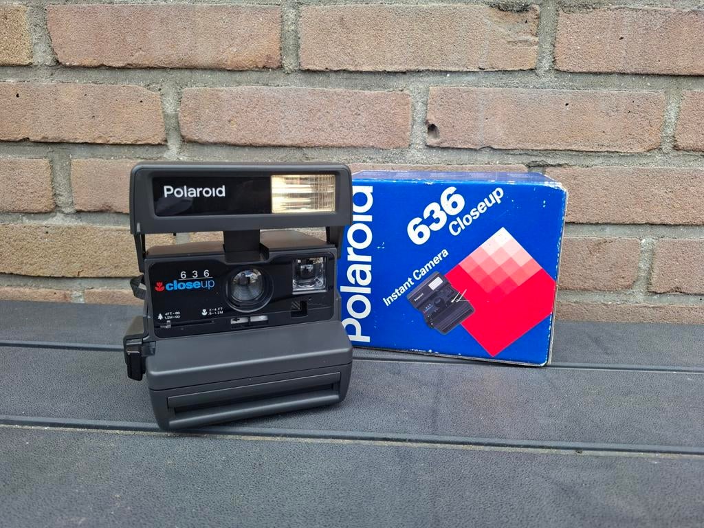 Polaroid 636 analoge foto camera met doos, Ophalen of Verzenden, Nieuw