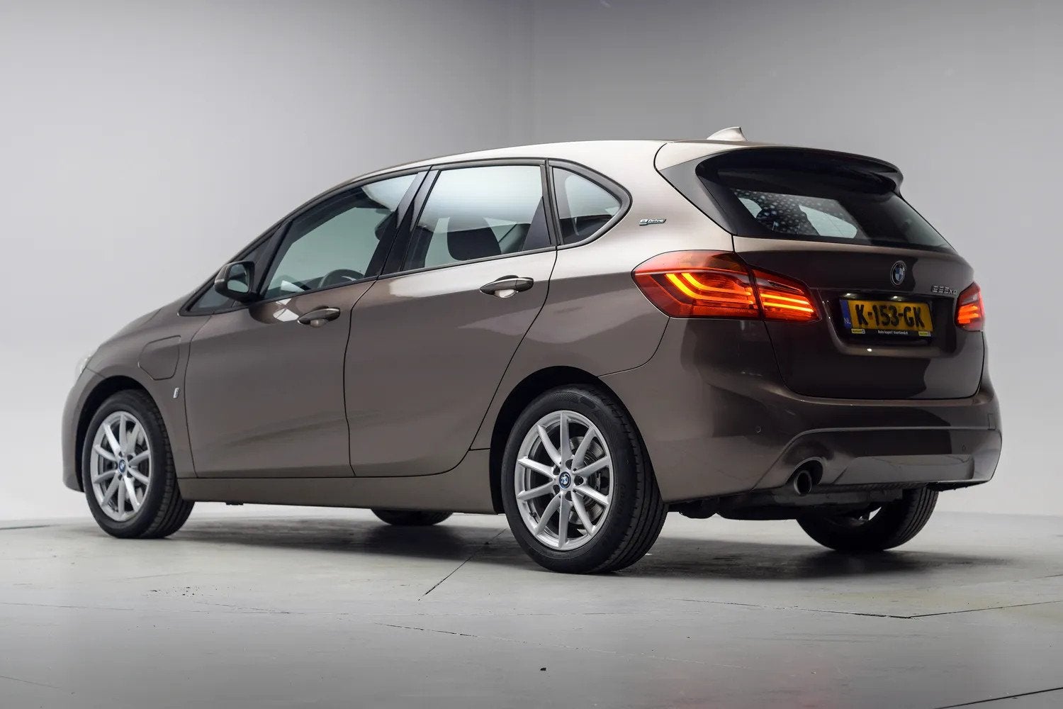 BMW 2 Serie Active Tourer 225xe iPerformance Aut [ Clima / E, Automaat, 136 pk, Gebruikt, Bedrijf