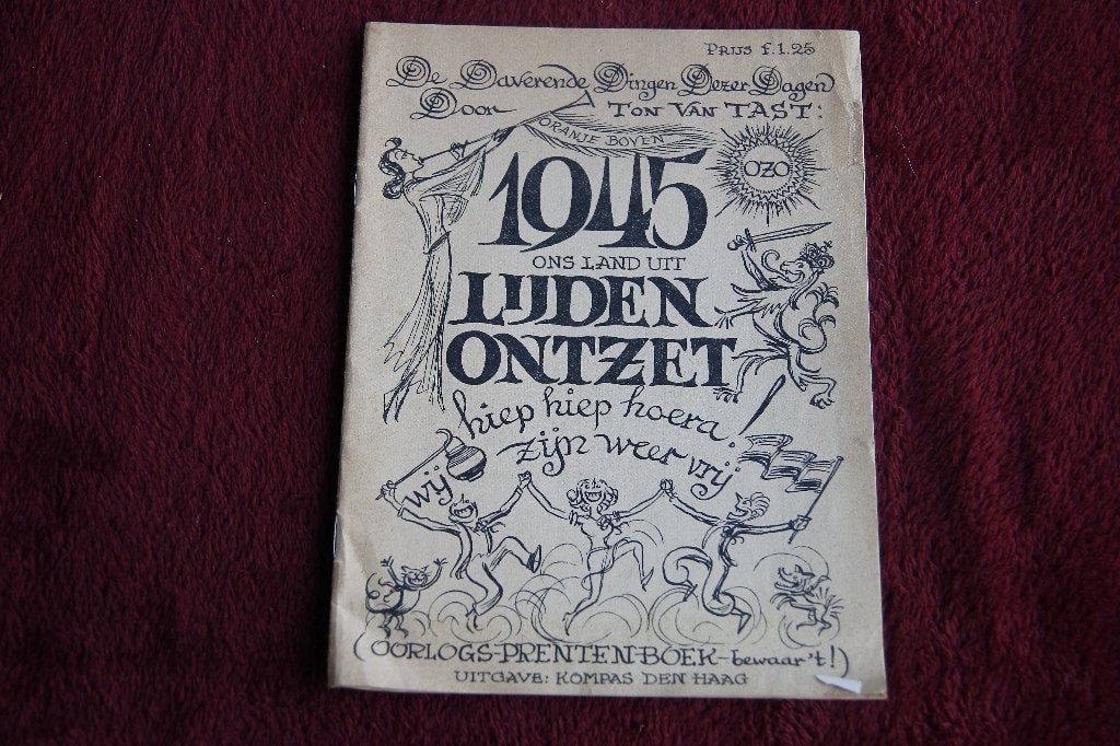 1945 Ons land uit Lijden Ontzet. Oorlogsprentenboek, Ophalen of Verzenden, Tweede Wereldoorlog, Gelezen, Overige onderwerpen