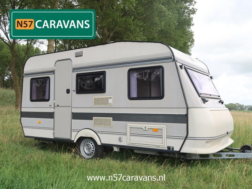 TOPSTAAT: Hobby Classic 430 / Dorema voortent + luifel, Caravans en Kamperen, Standaardzit, Hobby, Bedrijf, 750 - 1000 kg