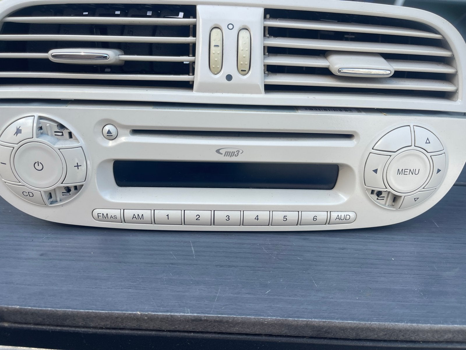 Fiat 500 Radio CD MP3 Speler Bosch 7355161390, Auto diversen, Autoradio's, Ophalen of Verzenden, Gebruikt
