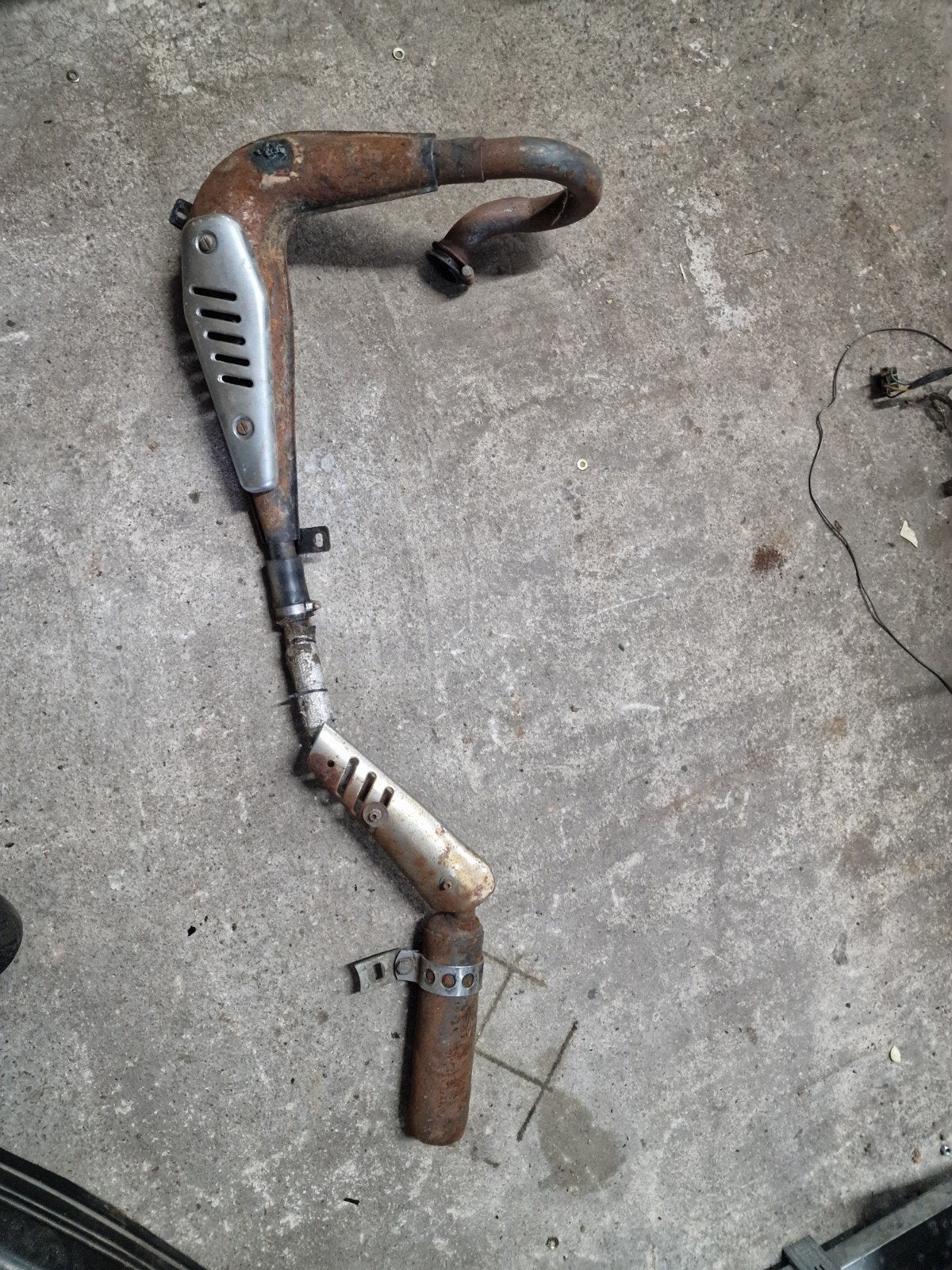 Zündapp 448 Hai complete uitlaat, goed te gebruiken!
Zit wer, Fietsen en Brommers, Ophalen of Verzenden, Gebruikt, Uitlaat
